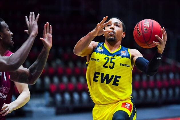 Chemnitz, Deutschland 26. Maerz 2021: BBL - 2020 2021 - Niners Chemnitz vs. EWE Baskets Oldenburg Phil Pressey (Oldenburg) Messe Chemnitz Sachsen Copyright: xFotostandx xDostmannx