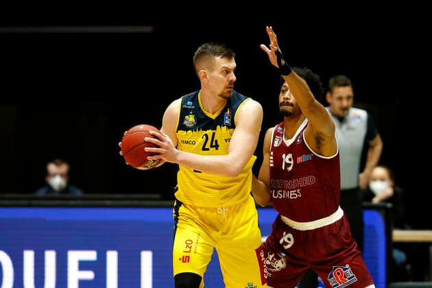 26.03.2021, easyCredit Basketball Bundesliga, BBL, Saison 2020 2021, Herren, Chemnitz Niners - EWE Basket Oldenburg Rasid Mahalbasic, EWE Baskets Oldenburg Chemnitz Messe Chemnitz Sachsen Germany
