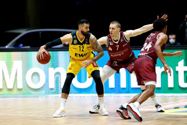 26.03.2021, easyCredit Basketball Bundesliga, BBL, Saison 2020 2021, Herren, Chemnitz Niners - EWE Basket Oldenburg Martin Breunig, EWE Baskets Oldenburg Chemnitz Messe Chemnitz Sachsen Germany