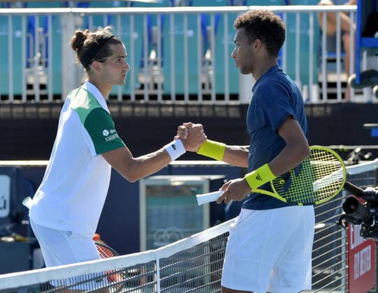 March 26, 2021, Miami Gardens, Florida, United States Of America: MIAMI GARDENS, FLORIDA - MARCH 26: Felix Auger-Aliassime of Canada defeats Pierre-Hugues Herbert of France on Day 5 of the 2021 Miami Open on March 26, 2021 in Miami Gardens, Florida...People: Felix Auger-Aliassime Miami Gardens United States Of America - ZUMAs214 20210326_zda_s214_118 Copyright: xSMGx