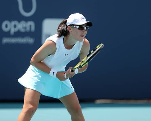 March 26, 2021, Miami Gardens, Florida, United States Of America: MIAMI GARDENS, FLORIDA - MARCH 26: Saisai Zheng on Day 5 of the 2021 Miami Open on March 26, 2021 in Miami Gardens, Florida...People: Saisai Zheng Miami Gardens United States Of America - ZUMAs214 20210326_zda_s214_293 Copyright: xSMGx