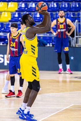 Euroliga F.C.Barcelona - Alba Berlin Temporada Regular 2020-21 Ronda 31 FC Barcelona, Barca ALBA BERLÃN 21, Alba Berlin, KOUMADJE CRISTO,, 26 DE MARZO DE 2021, HORA LOCAL: 21:00 PALAU BLAUGRANA Ãrbitros: LATISEVS, OLEGS; BISSANG, JOSE; KARDUM, LUKA Copyright: xBEAUTIFULxSPORTS Cuadradox