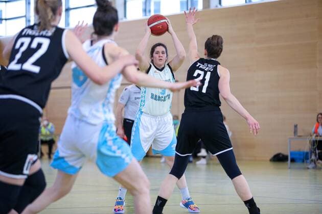 Capitol Bascats Duesseldorf gegen TG Neuss Tigers, 27.03.2021 Elle Hendershot ( 3, Capitol Bascats Duesseldorf); Capitol Bascats Duesseldorf gegen TG Neuss Tigers am 27.03.2021, Duesseldorf. Copyright: xBEAUTIFULxSPORTS KennyxBeelex