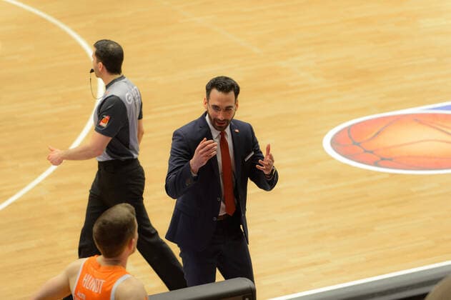 Thomas PÄCH PAECH (Trainer Cheftrainer Headcoach Rasta Vechta) ; Rasta Vechta vs BG Göttingen, Basketball, easyCredit BBL Bundesliga, 27.03.2021, 25. Spieltag, Saison 2020 2021 ; Copyright: xErikxHillmer EIBNERx EP_ehr Rasta Vechta vs BG Göttingen, Basketball, easyCredit BBL Bundesliga, 27.03.2021, 25. Spieltag, Saison 2020 2021 Vechta Copyright: xErikxHillmer EIBNERx EP_ehr