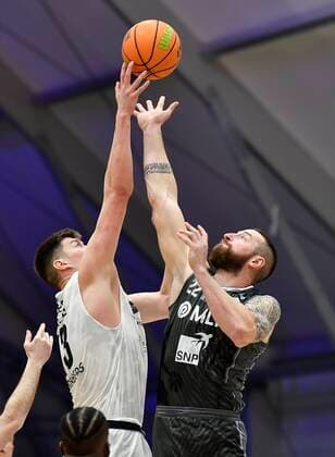 27.03.2021 - Basketball - Saison 2020 2021 - 2. Bundesliga Pro-A - 28. Spieltag: Nürnberg Falcons Basketball Club NBC - MLP Academics Heidelberg - - Jonathan Maier (13, Nürnberg Falcons BC NBC ) Niklas Würzner Wuerzner (2, MLP Academics Heidelberg )