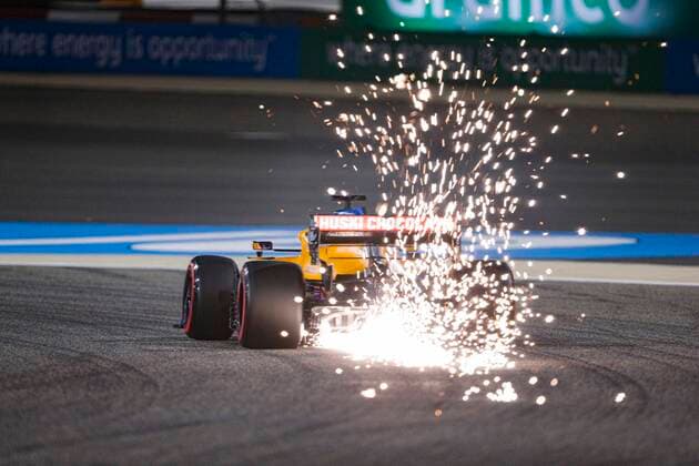 03 RICCIARDO Daniel (aus), McLaren MCL35M, action during Formula 1 Gulf Air Bahrain Grand Prix 2021 from March 26 to 28, 2021 on the Bahrain International Circuit, in Sakhir, Bahrain - FORMULE 1 : Grand prix du Bahrein - Sakhir - Essais - 27 03 2021 DPPI Panoramic 