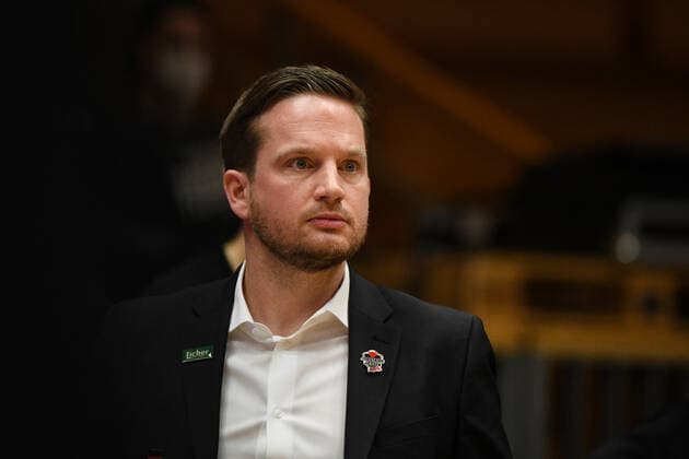 Trainer Rolf Scholz (Gießen 46ers)GER, HAKRO Merlins Crailsheim vs. JobStairs Gießen 46ers, 27.03.2021, 25. Spieltag easycredit Basketball Bundesliga, Spielzeit 2020 2021. GER, HAKRO Merlins Crailsheim vs. JobStairs Gießen 46ers, 27.03.2021, 25. Spieltag easycredit Basketball Bundesliga, Spielzeit 2020 2021 Crailsheim Copyright: xEibnerxPressefoto MichaelxMemmlerx EP_MMR