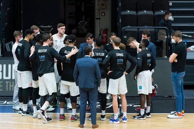 easyCredit Basketball Bundesliga, Hamburg, 27.03.2021 easyCredit Basketball Bundesliga, Hamburg Towers vs. FC Bayern Muenchen Basketball, Pedro Calles (Head Coach Hamburg Towers) Copyright: xBEAUTIFULxSPORTS Mohwinkelx