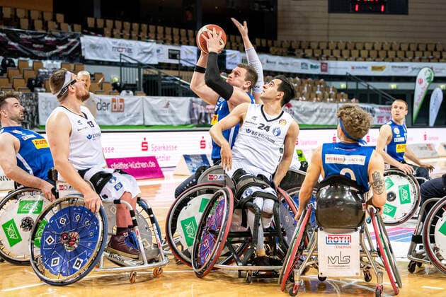 RBBL; RSV Lahn-Dill - BG Baskets Hamburg, 27.03.21 Dominik Mohsler ( 4 RSV Lahn-Dill), Mojtaba Kamali ( 24 BG Baskets Hamburg), Kai Moeller ( 13 BG Baskets Hamburg), Simon Brown ( 5 RSV Lahn-Dill), Christopher Huber ( 9 RSV Lahn-Dill), Rittal Arena, Wetzlar, 27.03.21 Copyright: xBEAUTIFULxSPORTS Roeczeyx