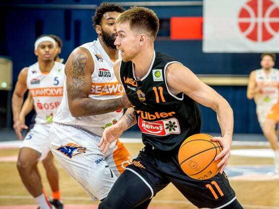 Trevor Lacey, Chris Carter, Rostock Seawolves vs. Panthers Schwenningen, Basketball, PRO-A, 28.03.2021 Rostock Seawolves vs. Panthers Schwenningen, Basketball, PRO-A, 28.03.2021 Rostock Copyright: xEibner-Pressefotox EP_GRW