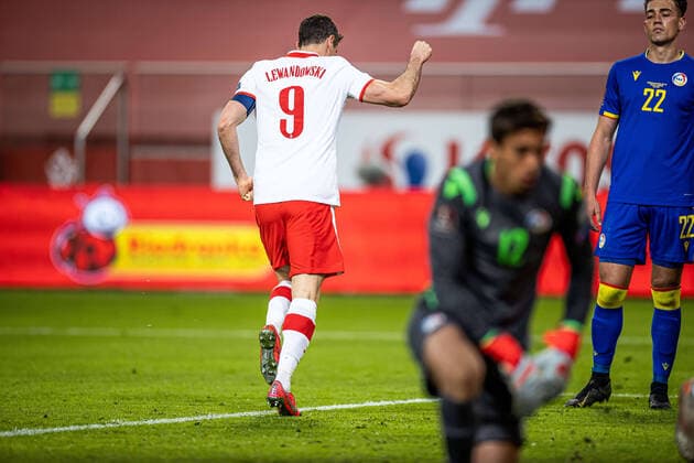 Fußball, WM-Quali, Polen - Andorra 28.03.2021 WARSZAWA, LAZIENKOWSKA 3, STADION LEGII WARSZAWA PILKA NOZNA (FOOTBALL) ELIMINACJE MISTRZOSTW SWIATA QATAR 2022 ( WORLD CUP QUALIFICATION QATAR 2022 ) MECZ POLSKA - ANDORA ( GAME POLAND - ANDORRA ) NZ ROBERT LEWANDOWSKI BRAMKA RADOSC GOL GOAL FOTO LUKASZ SKWIOT CYFRASPORT NEWSPIX.PL --- Newspix.pl  20210328CSLS057