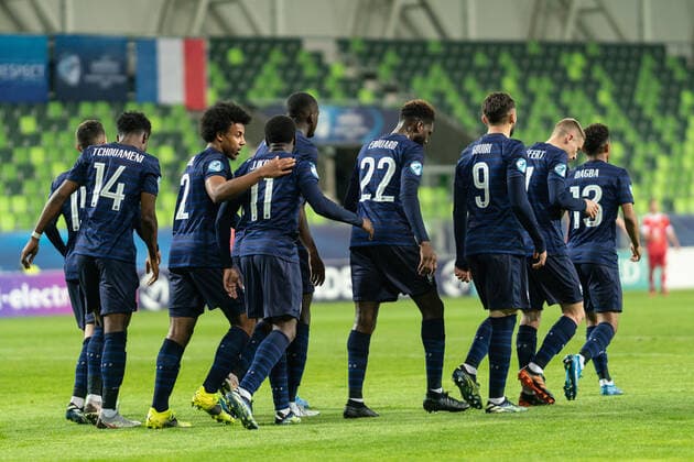 Russia v France, UEFA EURO, EM, Europameisterschaft,Fussball U-21 championship, Szombathely, Hungary Szombathely, Hungary. 28th, March 2021. Odsonne Edouard (22) of France scores for 0-1 from the penalty spot and celebrates witht the team during the UEFA EURO U-21 match between Russia and France at Haladas Stadium in Szombathely. Szombathely Hungary  Copyright: xGonzalesxPhoto GastonxSzermanx
