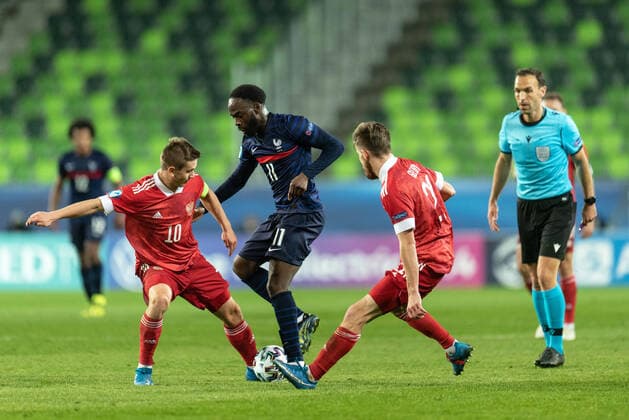 Russia v France, UEFA EURO, EM, Europameisterschaft,Fussball U-21 championship, Szombathely, Hungary Szombathely, Hungary. 28th, March 2021. Jonathan Ikone (11) of France and Ivan Oblyakov (10) of Russia seen during the UEFA EURO U-21 match between Russia and France at Haladas Stadium in Szombathely. Szombathely Hungary  Copyright: xGonzalesxPhoto GastonxSzermanx