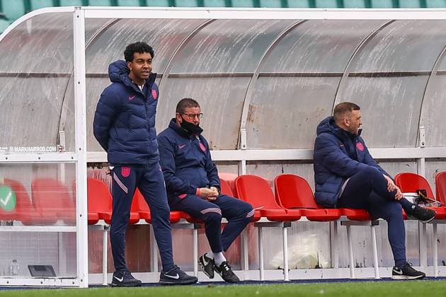 Wales v England 29 03 2021. U18 International Friendly, Länderspiel, Nationalmannschaft England Head Coach Kevin Betsy looks pleased during the international friendly match between U18 Wales and U18 England at Leckwith Stadium, Cardiff, Wales on 29 March 2021. Cardiff Leckwith Stadium Wales Editorial use only , Copyright: xDanxMintox PSI-12188-0064