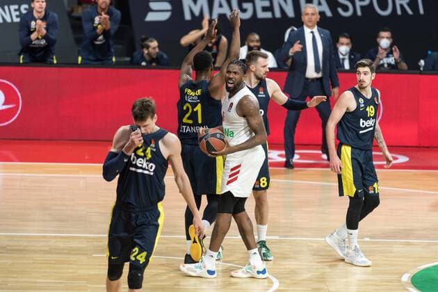 Basketball, Euroleague, day0}.03.2021, FC Bayern München - Fenerbahce Istanbul. Im Bild Jalen REYNOLDS (FC Bayern München, 8) unzufrieden Entscheidung. München Audi Dome Bayern Deutschland Copyright: Passion2Press.dex xMarkusxFischerx