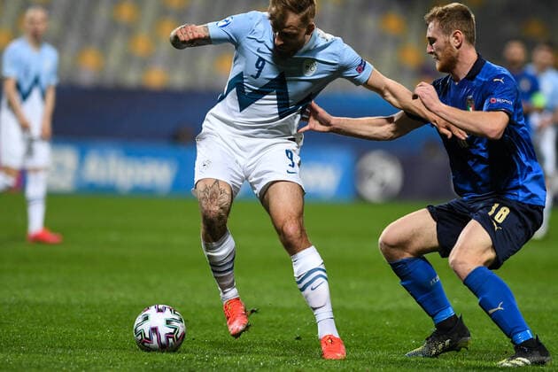 March 30, 2021, Maribor, Slovenia: Zan Medved of Slovenia seen in action during the 2021 UEFA European Under-21 Championship Group B match between Italy and Slovenia at Stadion Ljudski vrt. Maribor Slovenia - ZUMAs197 20210330_zaa_s197_258 Copyright: xMilosxVujinovicx