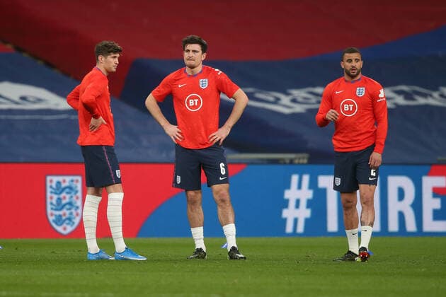 England v Poland 2022 FIFA World Cup, WM, Weltmeisterschaft, Fussball Qualifiers John Stones, Harry Maguire and Kyle Walker of England before the 2022 FIFA World Cup Qualifiers match at Wembley Stadium, London Content Not Available For UK Newspapers Copyright: xPaulxChestertonx FIL-15363-0008