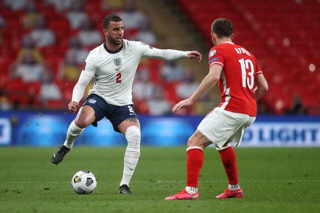 England v Poland 2022 FIFA World Cup, WM, Weltmeisterschaft, Fussball Qualifiers Kyle Walker of England and Maciej Rebus of Poland in action during the 2022 FIFA World Cup Qualifiers match at Wembley Stadium, London Content Not Available For UK Newspapers Copyright: xPaulxChestertonx FIL-15363-0041