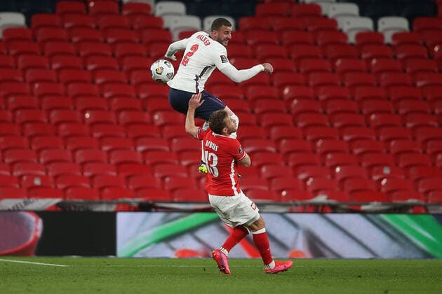 England v Poland 2022 FIFA World Cup, WM, Weltmeisterschaft, Fussball Qualifiers Kyle Walker of England and Maciej Rebus of Poland in action during the 2022 FIFA World Cup Qualifiers match at Wembley Stadium, London Content Not Available For UK Newspapers Copyright: xPaulxChestertonx FIL-15363-0042