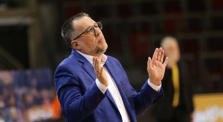 Ludwigsburg , Basketball easyCredit BBL Bundesliga , MHP RIESEN Ludwigsburg vs. SYNTAINICS MBC , Silvano Poropat ( MBC )