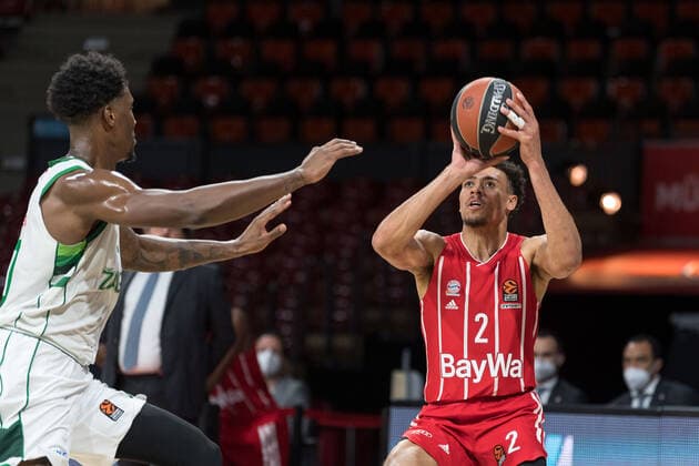 Basketball, Euroleague, day0}.04.2021, FC Bayern München - Zalgiris Kaunas. Im Bild Wade BALDWIN (FC Bayern München, 2) Wurf. München Audi Dome Bayern Deutschland Copyright: Passion2Press.dex xMarkusxFischerx