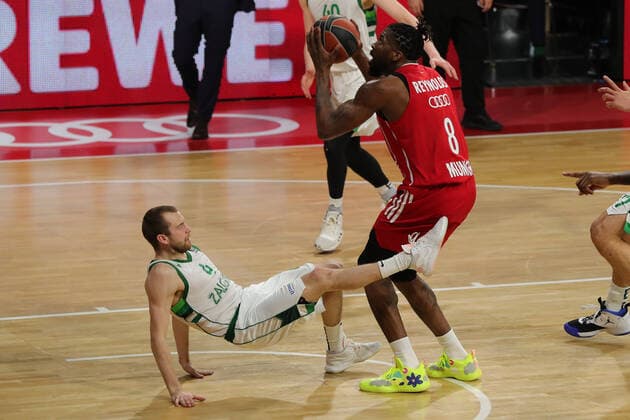Zweikampf zwischen Lukas Lekavicius (Kaunas) und Jalen Reynolds (Muenchen) GER, FC Bayern Basketball vs. Zalgiris Kaunas, Basketball, Euroleague, Saison 2020 2021, 01.04.2021, GER, FC Bayern Basketball vs. Zalgiris Kaunas, Basketball, Euroleague, Saison 2020 2021, 01.04.2021, Muenchen Copyright: xEIBNER MarcelxEngelbrechtx EP_EER