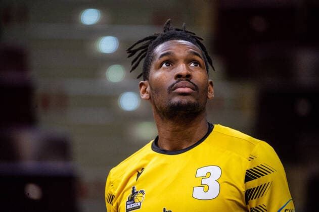Jaleen Smith (MHP RIESEN Ludwigsburg 3) ; 1. Basketball Bundesliga easyCredit BBL: MHP RIESEN Ludwigsburg - SYNTAINICS MBC am 01.04.2021 in Ludwigsburg (MHPArena), Baden-Wuerttemberg, Deutschland Ludwigsburg. 01.04.21 Basketball , 01.04.2021, Ludwigsburg (Deutschland)