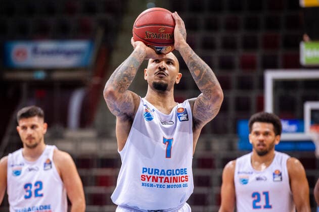Sergio Kerusch (SYNTAINICS MBC 7) ; 1. Basketball Bundesliga easyCredit BBL: MHP RIESEN Ludwigsburg - SYNTAINICS MBC am 01.04.2021 in Ludwigsburg (MHPArena), Baden-Wuerttemberg, Deutschland Ludwigsburg. 01.04.21 Basketball , 01.04.2021, Ludwigsburg (Deutschland)
