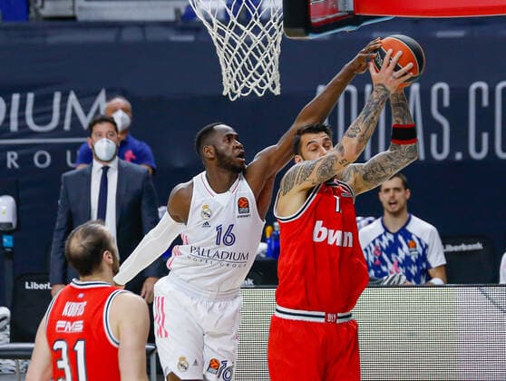MATCH Jornada 33 Euroleague Masculino Madrid Real Madrid vs Olympiacos Piraeus Usman Garuba Georgios Printezis Madrid Madrid Spain Baloncesto Copyright: xAlbaxPachecox