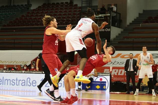 Jobstairs Giessen 46ers vs FC Bayern Muenchen, Basketball, easyCredit BBL, 03.04.2021 Jobstairs Giessen 46ers vs FC Bayern Muenchen, Basketball, easyCredit BBL, 03.04.2021 Giessen Copyright: xEibner-Pressefotox EP_RWS