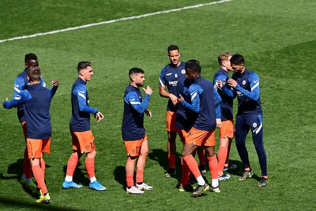 Fin de l echauffemennt des joueurs de Montpellier et accolade avant de rentrer aux vestiaires FOOTBALL : SCO Angers vs MHSC - Ligue1 Uber Eats - 04 04 2021 JBAutissier Panoramic 