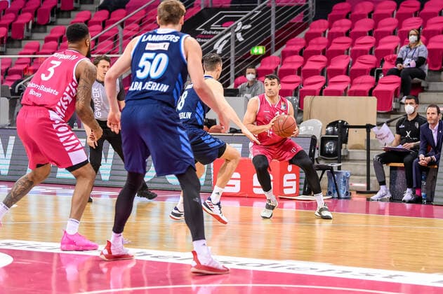 easyCredit BBL, Telekom Baskets Bonn vs. Alba Berlin, 04.04.2021 Anthony DiLeo (Telekom Baskets Bonn 11), easyCredit BBL, Telekom Baskets Bonn vs. Alba Berlin am 04.04.2021 im Telekom Dome Bonn, Bonn (Nordrhein-Westfalen) Copyright: xBEAUTIFULxSPORTS Mueller-Laschetx