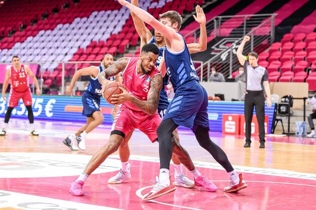 easyCredit BBL, Telekom Baskets Bonn vs. Alba Berlin, 04.04.2021 James Thompson IV (Telekom Baskets Bonn 3), easyCredit BBL, Telekom Baskets Bonn vs. Alba Berlin am 04.04.2021 im Telekom Dome Bonn, Bonn (Nordrhein-Westfalen) Copyright: xBEAUTIFULxSPORTS Mueller-Laschetx