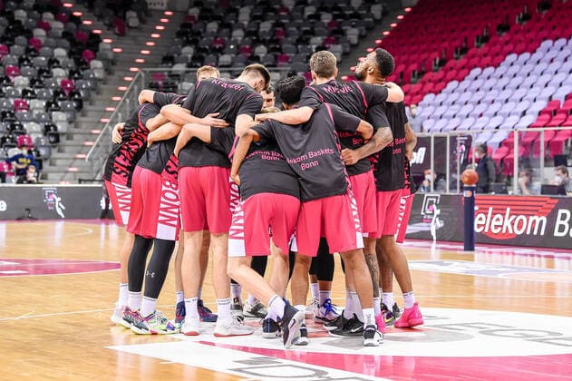 easyCredit BBL, Telekom Baskets Bonn vs. Alba Berlin, 04.04.2021 Team Telekom Baskets Bonn, easyCredit BBL, Telekom Baskets Bonn vs. Alba Berlin am 04.04.2021 im Telekom Dome Bonn, Bonn (Nordrhein-Westfalen) Copyright: xBEAUTIFULxSPORTS Mueller-Laschetx
