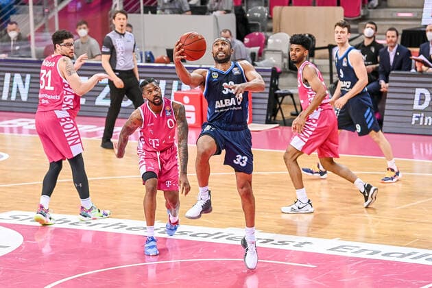 easyCredit BBL, Telekom Baskets Bonn vs. Alba Berlin, 04.04.2021 Jayson Granger (Alba Berlin 33), easyCredit BBL, Telekom Baskets Bonn vs. Alba Berlin am 04.04.2021 im Telekom Dome Bonn, Bonn (Nordrhein-Westfalen) Copyright: xBEAUTIFULxSPORTS Mueller-Laschetx