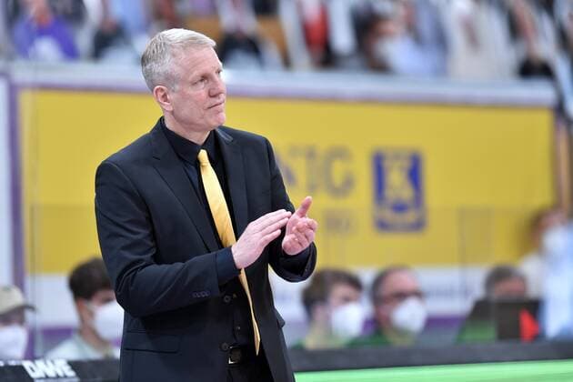 John Patrick (Trainer, Headcoach MHP Riesen Ludwigsburg) , Basketball, Bundesliga, BBL, BG Goettingen - MHP Riesen Ludwigsburg, 05.04.2021, BG Goettingen - MHP Riesen Ludwigsburg, Basketball, Bundesliga, GER, BBL, 05.04.2021 Goettingen Copyright: xEibner-Pressefotox-xRolandxSippelx