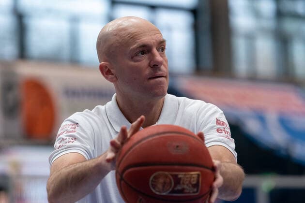 Syntainics MBC - Niners Chemnitz, Basketball, Bundesliga, Maenner, 2020 2021, 26. Spieltag, 05.04.2021, Head Coach Rodrigo Pastore (Niners Chemnitz). Syntainics MBC - Niners Chemnitz, Basketball, Bundesliga, Maenner, 2020 2021, 26. Spieltag, 05.04.2021, Weissenfels