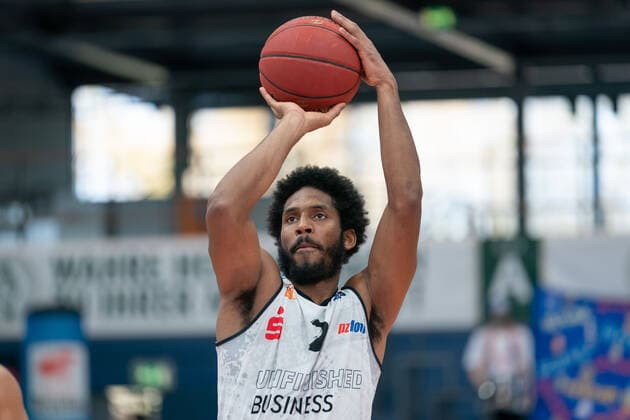 Syntainics MBC - Niners Chemnitz, Basketball, Bundesliga, Maenner, 2020 2021, 26. Spieltag, 05.04.2021, Terrell Harris (Chemnitz, 2). Syntainics MBC - Niners Chemnitz, Basketball, Bundesliga, Maenner, 2020 2021, 26. Spieltag, 05.04.2021, Weissenfels
