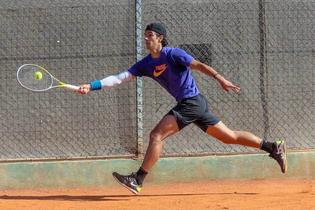ATP, Tennis Herren Tour 250 2021 Sardegna Open Tennis CAGLIARI, ITALY, APR 05: Lorenzo Musetti attends a training session during the ATP Tour 250 Sardegna Open in Cagliari, Italy on April 05, 2021. Cagliari Tennis Club Cagliari Italy 6460_236674 Copyright: xGiampieroxSposito PentaxPressx