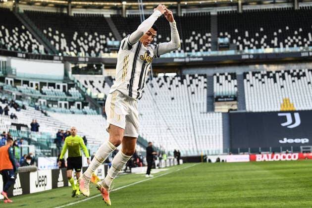 Bilder des Jahres 2021, Sport 04 April Sport Themen der Woche KW14 Sport Bilder des Tages Mg Torino 07 04 2021 - campionato di calcio serie A Juventus-Napoli foto Matteo Gribaudi Image nella foto: esultanza gol Cristiano Ronaldo 