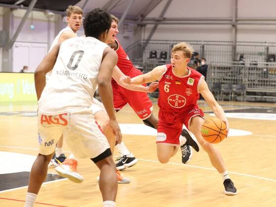 07.04.2021 - Basketball - Saison 2019 2020 - 2. Bundesliga Pro-A - 12. Spieltag: Nürnberg Falcons Basketball Club NBC - Bayer Giants Leverkusen - DaMa - Nicolas Funk (6, Bayer Giants Leverkusen ) im Angriff