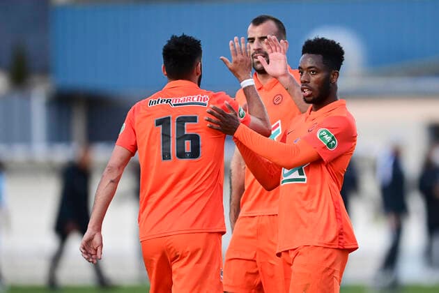 joie des joueurs du MHSC en fin de match Junior Sambia (MHSC) Gaetan Laborde (MHSC) Petar Skuletic (MHSC) FOOTBALL : Voltigeurs de Chateaubriant vs MHSC - 1 8 coupe de France - 07 04 2021 JBAutissier Panoramic 