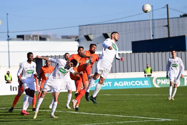 Diego Artu (Chateaubriant) FOOTBALL : Voltigeurs de Chateaubriant vs MHSC - 1 8 coupe de France - 07 04 2021 JBAutissier Panoramic 