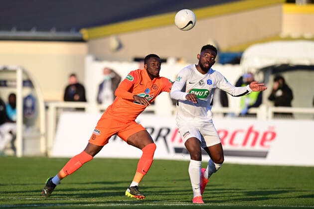 Stephy Mavididi (MHSC) vs Ngassa Gaudiche (Chateaubriant) FOOTBALL : Voltigeurs de Chateaubriant vs MHSC - 1 8 coupe de France - 07 04 2021 JBAutissier Panoramic 