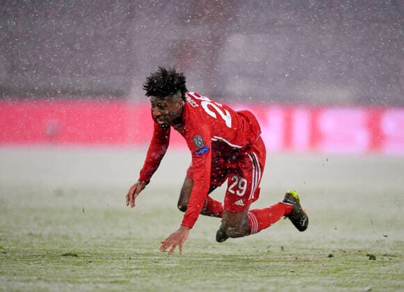07.04.2021, Fussball Championslaegue: FC Bayern München - Paris Saint Germain 07.04.2021, Fussball Championsleague 2020 2021, Viertelfinale, FC Bayern München - Paris St. Germain, in der Allianz-Arena München. Kingsley Coman (Bayern München) fällt hin. Foto: Bernd Feil M.i.S. Pool Nur für journalistische Zwecke! Only for editorial use! Gemäß den Vorgaben der DFL Deutsche Fußball Liga ist es untersagt, in dem Stadion und oder vom Spiel angefertigte Fotoaufnahmen in Form von Sequenzbildern und oder videoähnlichen Fotostrecken zu verwerten bzw. verwerten zu lassen. DFL regulations prohibit any use of photographs as image sequences and or quasi-video. National and international NewsAgencies OUT. München Allianz Arena Bayern Deutschland