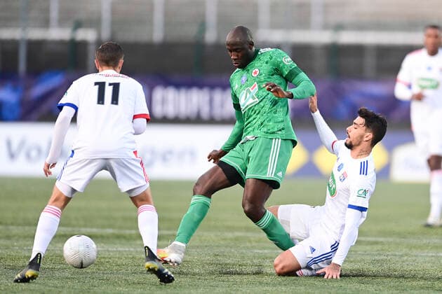 Lucas Tolentino Coelho De Paqueta (OL) vs CHEIKH NDOYE (Red Star) FOOTBALL : Red star vs OL - 1 8 coupe de France - 08 04 2021 JBAutissier Panoramic 