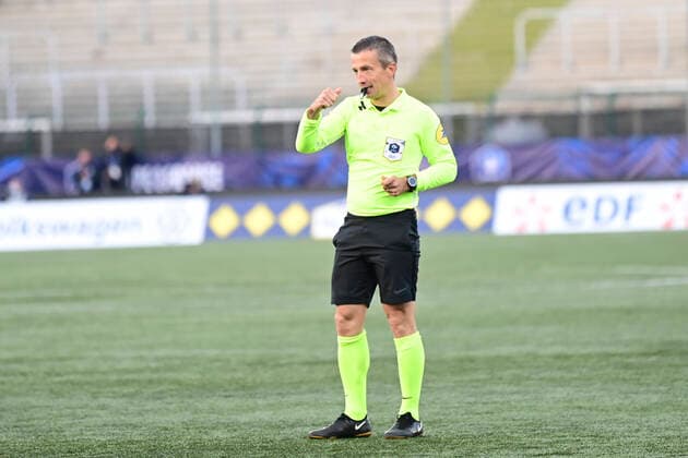 Jerome Miguelgorry - arbitre FOOTBALL : Red star vs OL - 1 8 coupe de France - 08 04 2021 JBAutissier Panoramic 