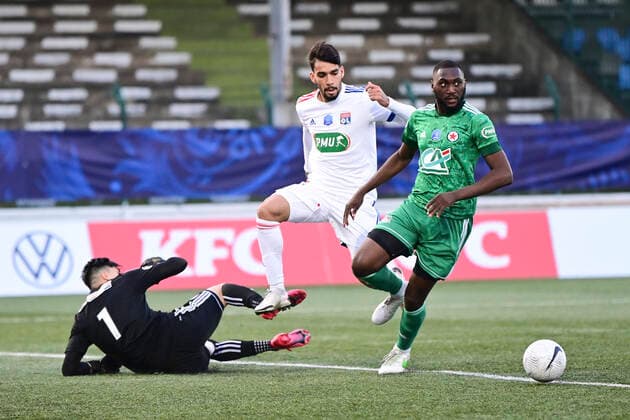 Lucas Tolentino Coelho De Paqueta (OL) vs RAPHAEL ADICEAM (Red Star) HAMADOU KARAMOKO (Red Star) FOOTBALL : Red star vs OL - 1 8 coupe de France - 08 04 2021 JBAutissier Panoramic 