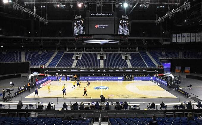Basketball, Herren, Saison 2020 2021, EuroLeague (34. Spieltag), Alba Berlin - Roter Stern Belgrad, Übersicht, 08.04. 2021, Copyright: xSebastianxRäppoldx xMatthiasxKox