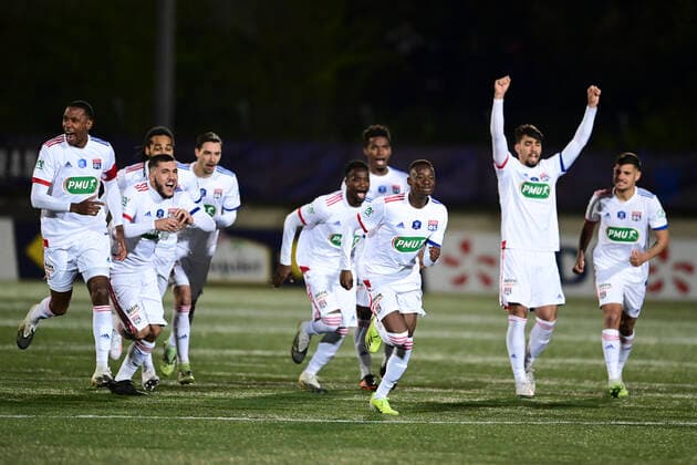 seance de tirs au but joie des joueurs Lyonnais FOOTBALL : Red star vs OL - 1 8 coupe de France - 08 04 2021 JBAutissier Panoramic 